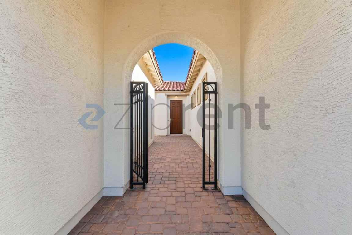 22765 E Orion Way - Photo 5 of 38
