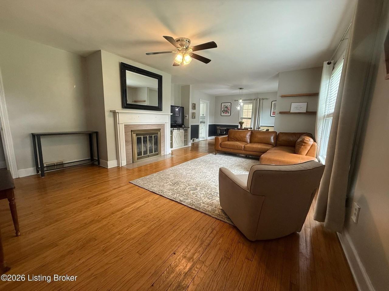 2507 Alanmede Rd - Photo 3 of 13