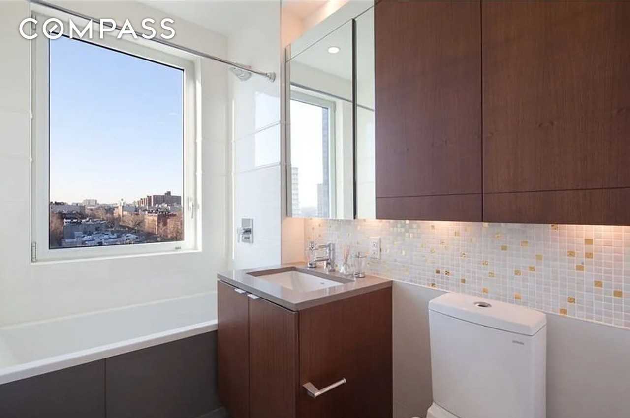 163 Washington Ave #2B - Photo 6 of 20