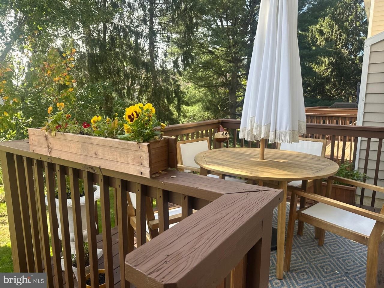 1204 N Glen Dr #1204 - Photo 4 of 21