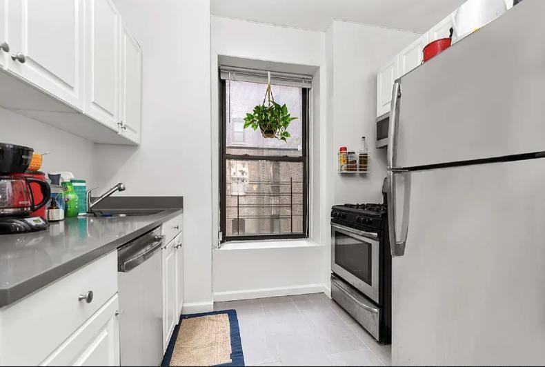 6 W 107th St #3A - Photo 5 of 7