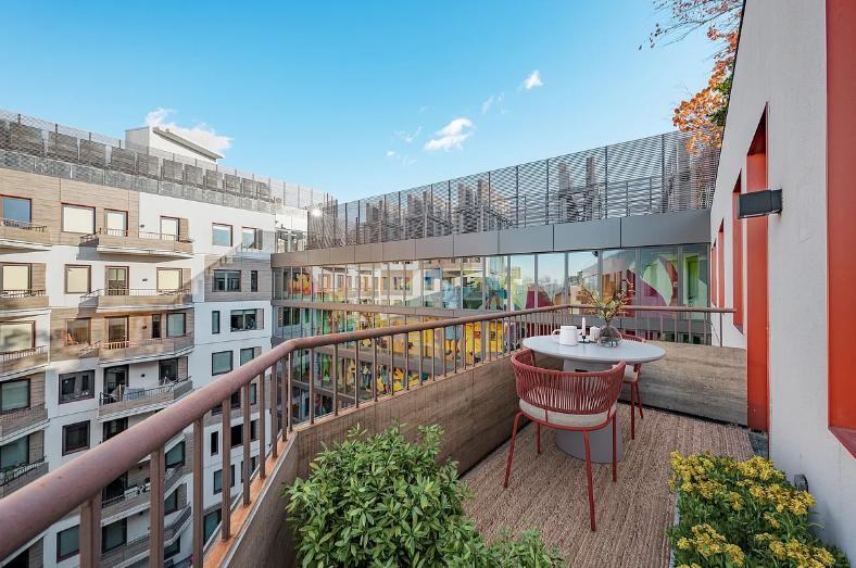 123 Melrose St #426 - Photo 7 of 10