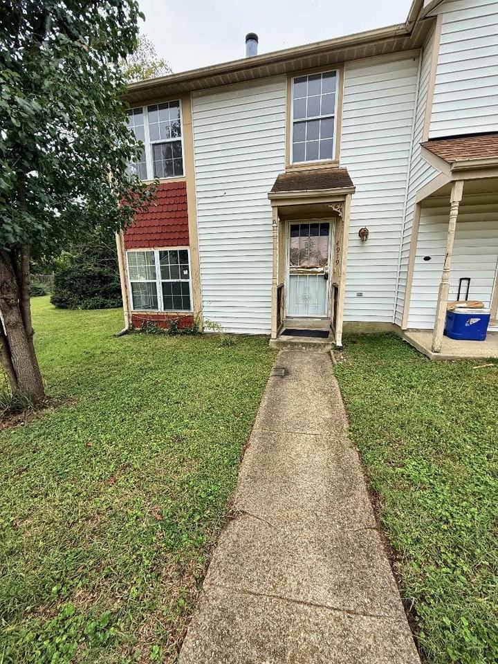 4919 Marlborough Grv - Photo 3 of 20