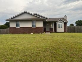 5402 S Victoria Ct - Photo 1 of 1