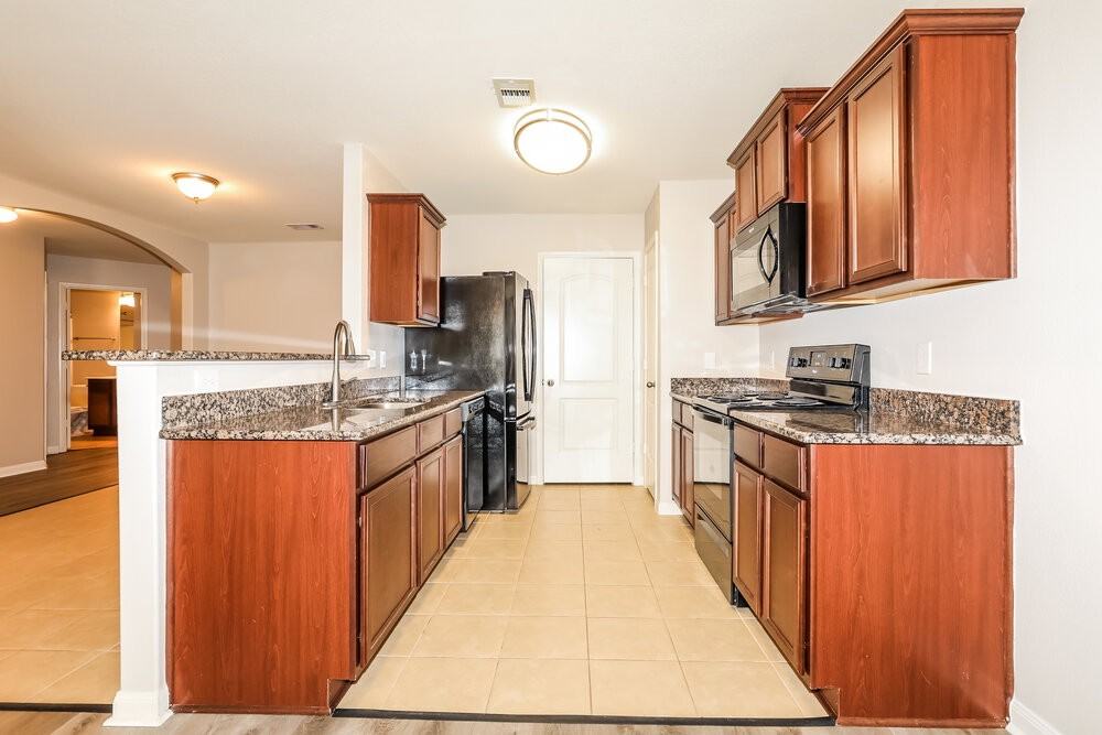 12039 Quartersawn Ln - Photo 5 of 16