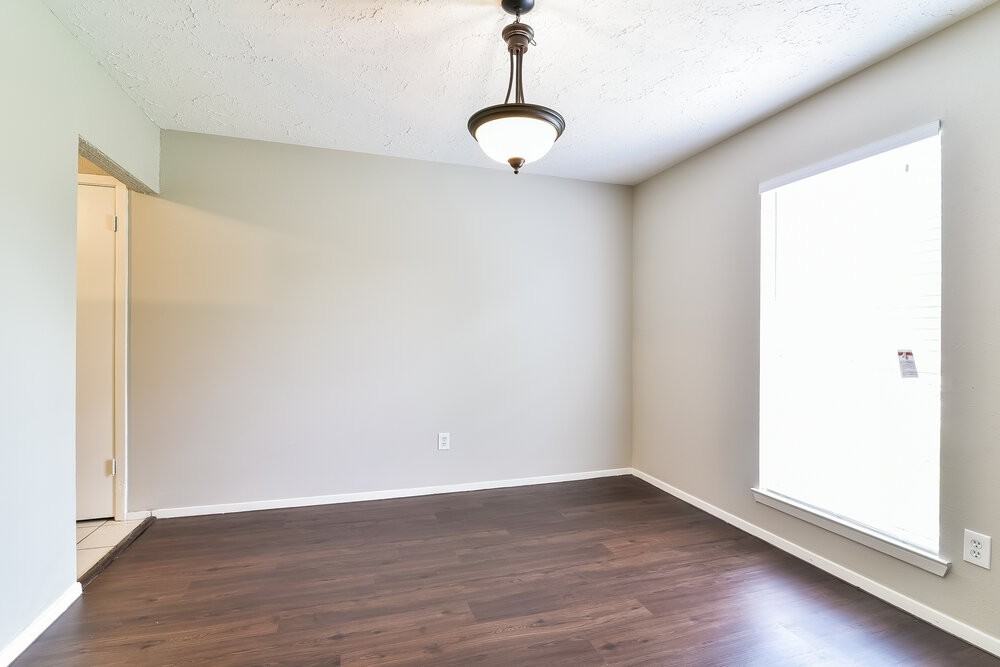 10311 Oak Limb Dr - Photo 7 of 15