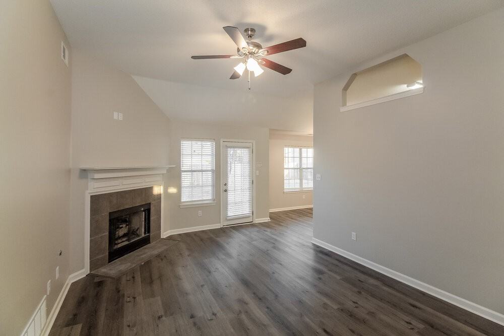 7338 Lee Ann Dr - Photo 4 of 16