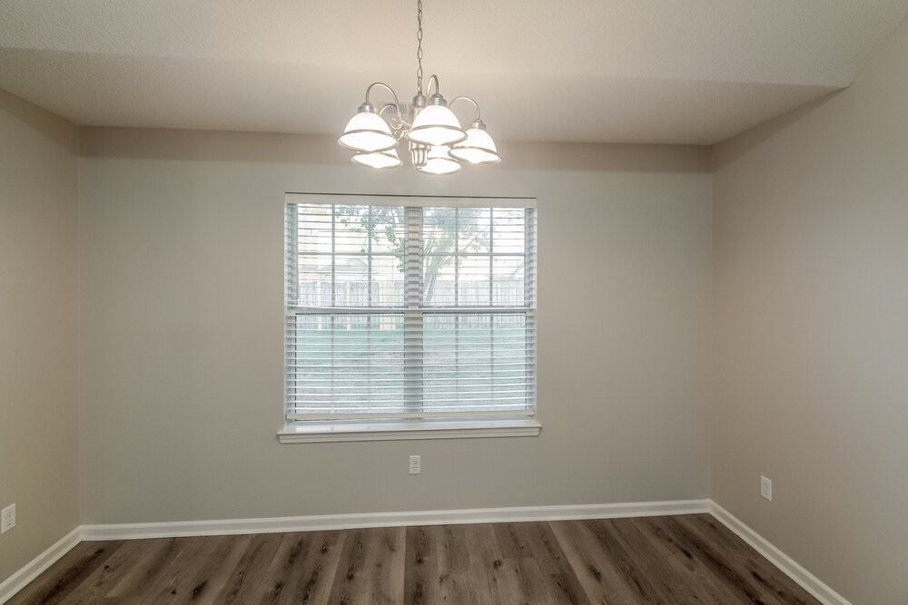 7338 Lee Ann Dr - Photo 5 of 16