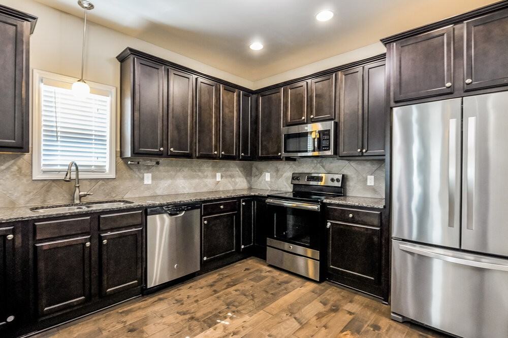 249 E Webber Ln - Photo 6 of 15