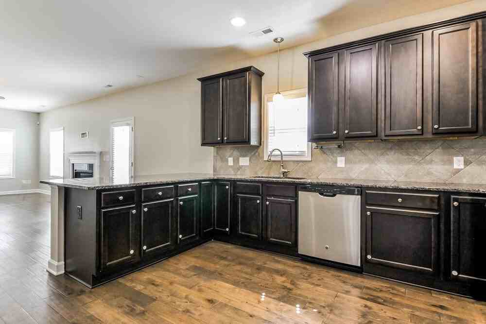 249 E Webber Ln - Photo 7 of 15