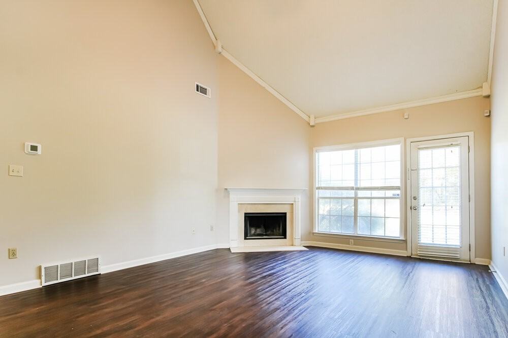 7678 Mineral Crest Cir N - Photo 5 of 17