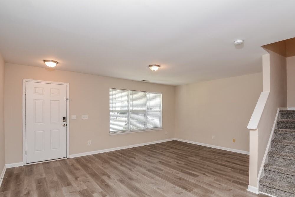 116 Shelter Haven Dr - Photo 4 of 17