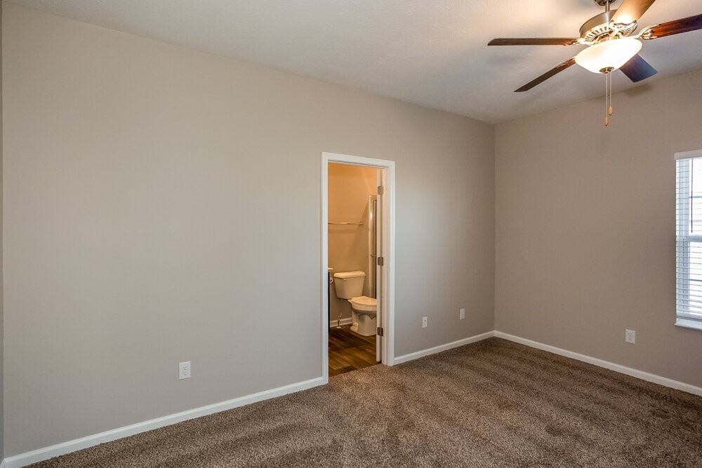 386 Thunderwood Dr - Photo 7 of 16