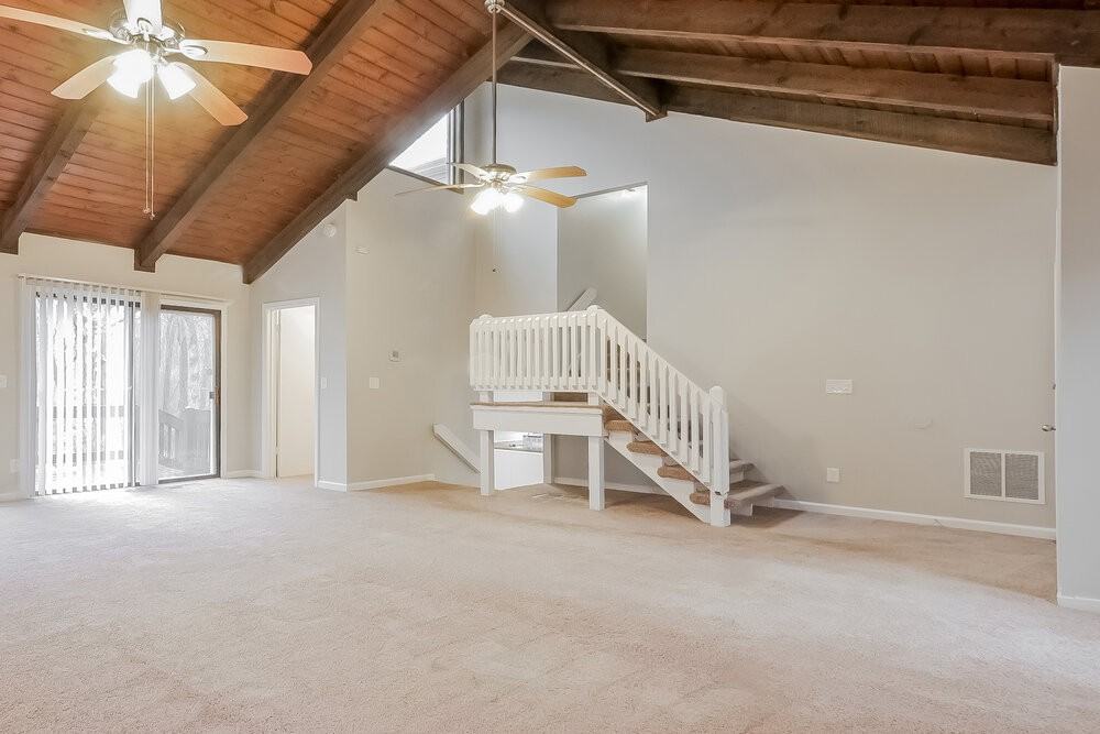 220 N Fayette Ct - Photo 2 of 25