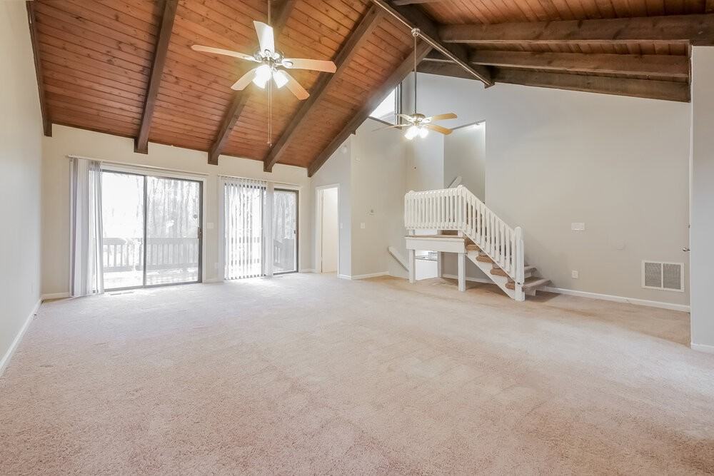 220 N Fayette Ct - Photo 7 of 25