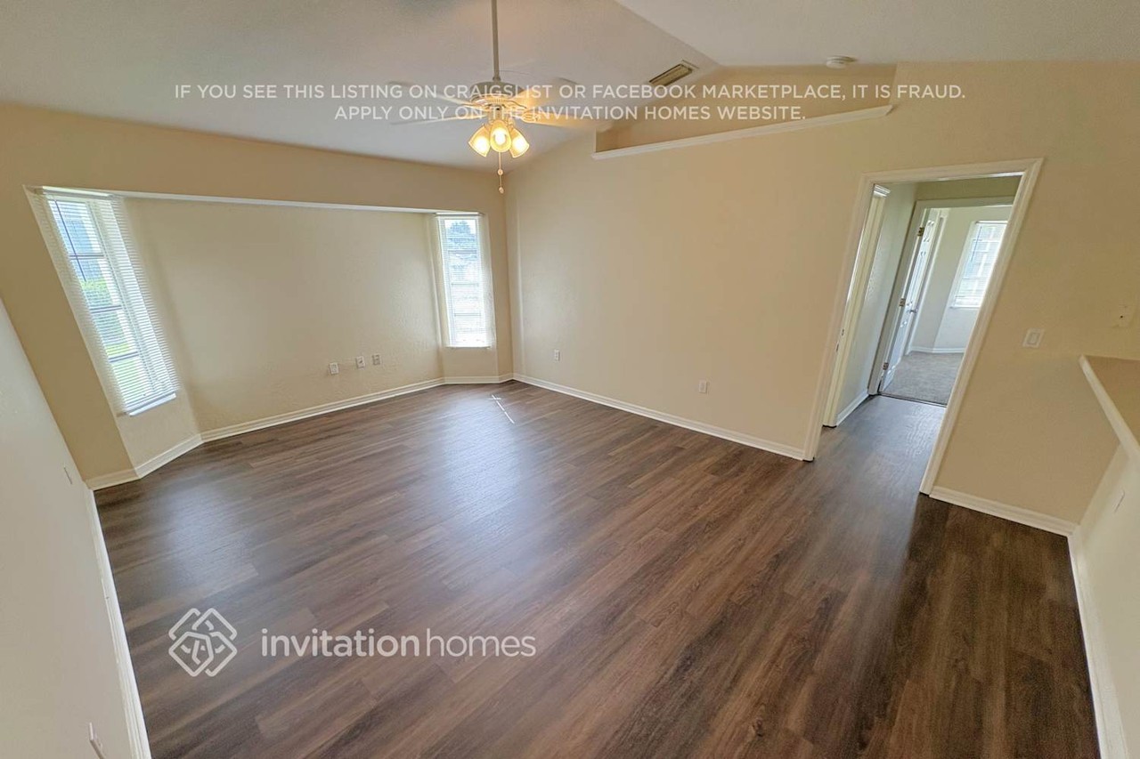 1124 Fergus Ln - Photo 5 of 12