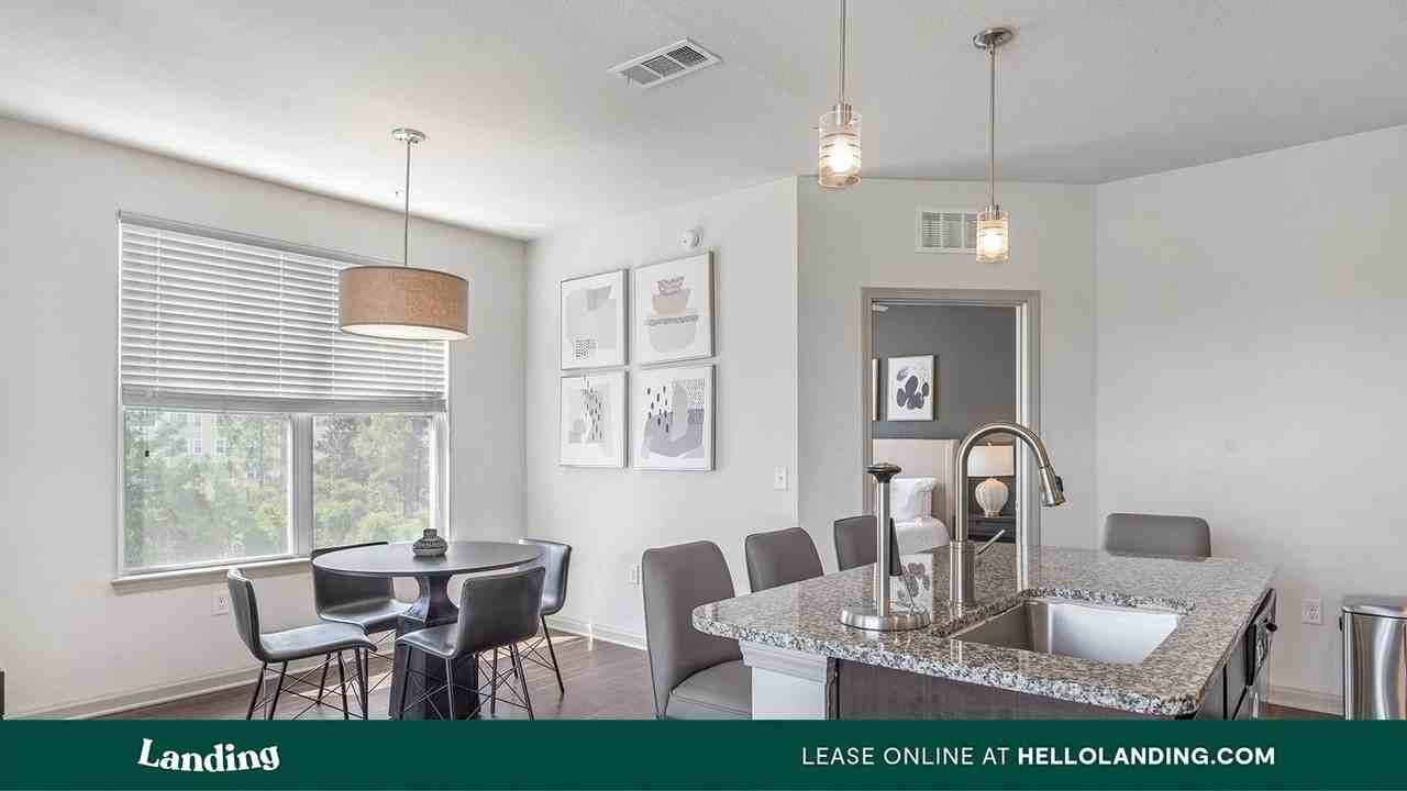 8710 Fiori Drive - Photo 4 of 50
