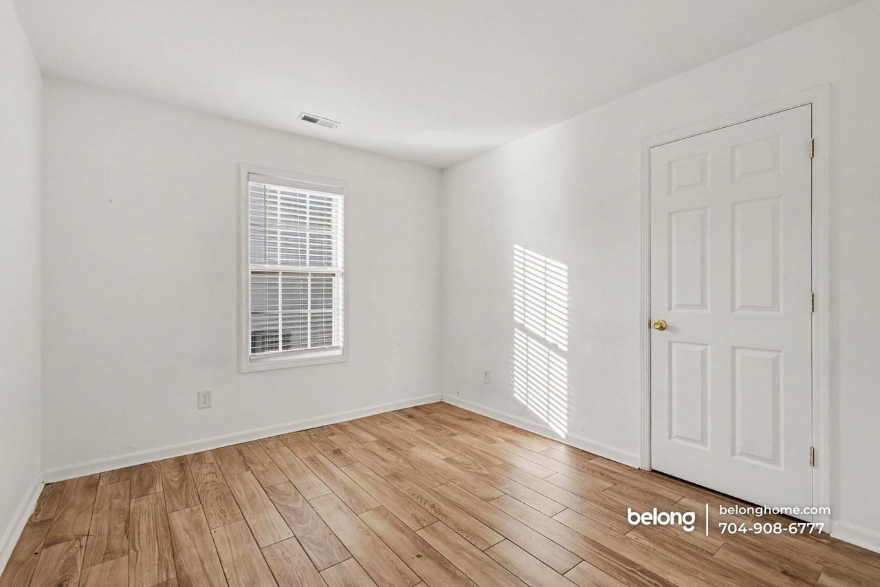 2634 Oasis Ln - Photo 6 of 16