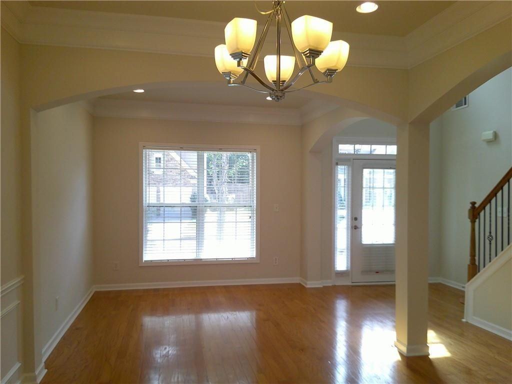 2302 Jasmine Glen Dr - Photo 4 of 37