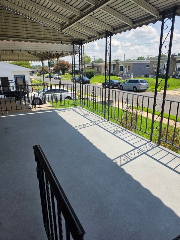 208 Hoffman Rd - Photo 2 of 8