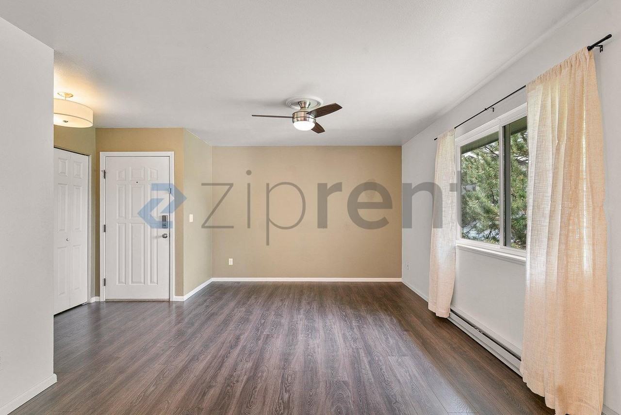 1024 Tierra Ln #C - Photo 6 of 26