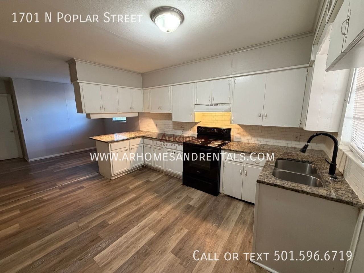 1701 N Poplar St - Photo 4 of 26