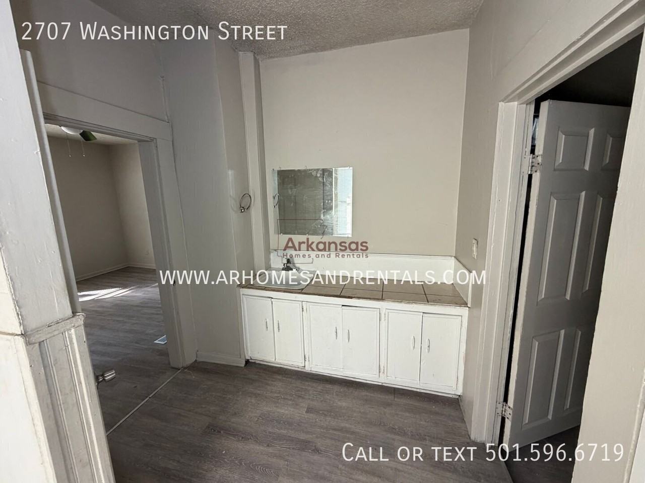 2707 Washington St - Photo 7 of 14