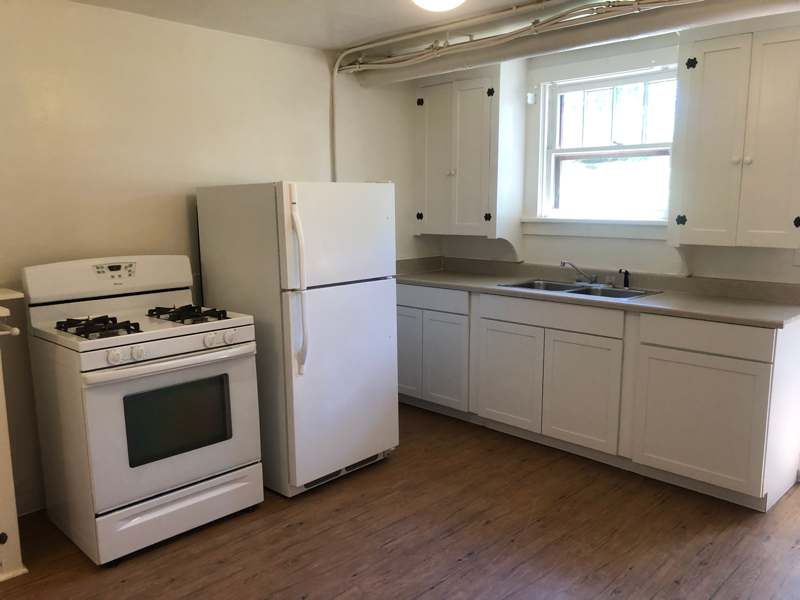 1200 W Magnolia St #B - Photo 3 of 9