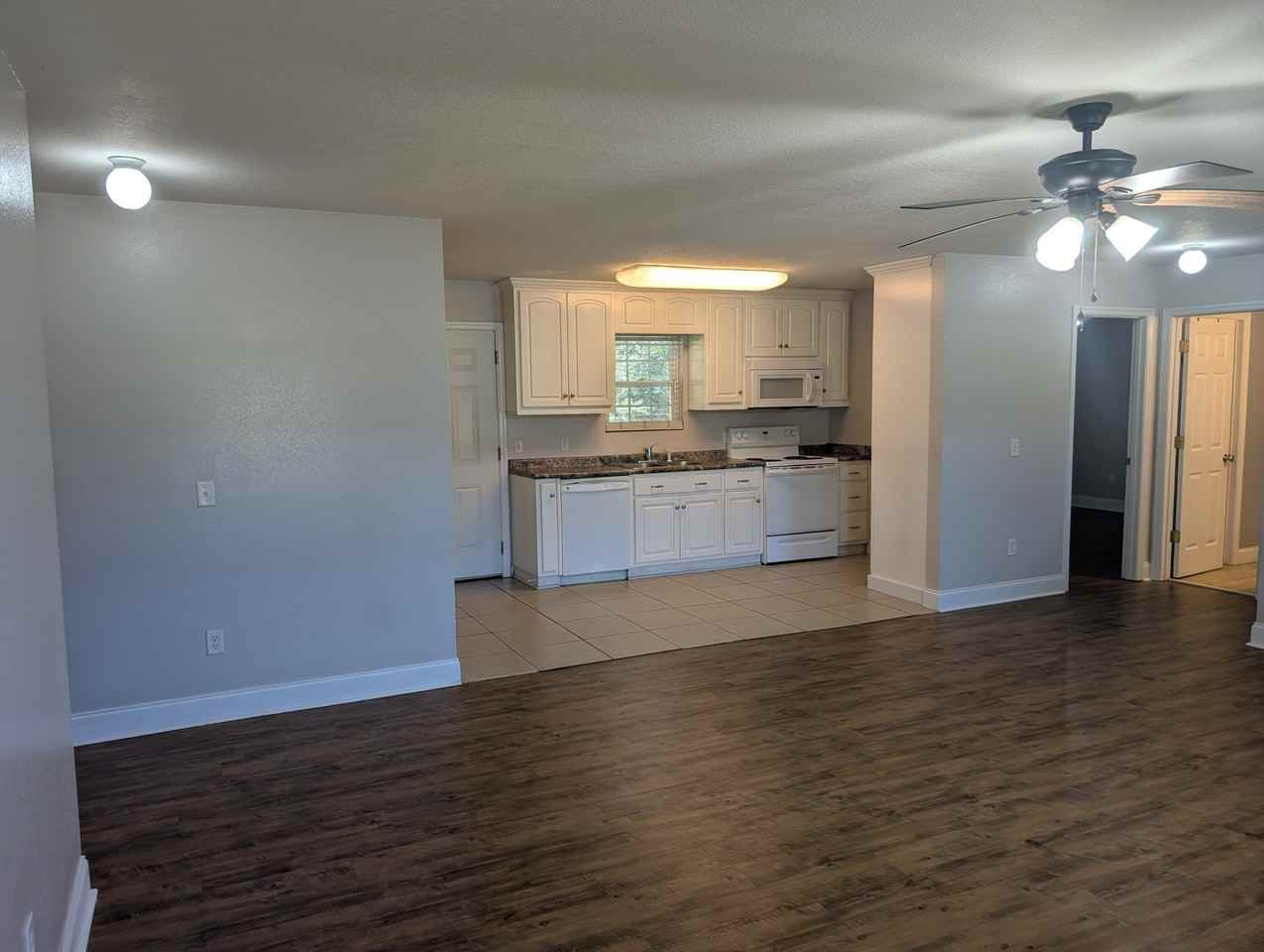 114 Atkinson Dr - Photo 2 of 50