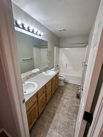 93 Arapaho St - Photo 7 of 16