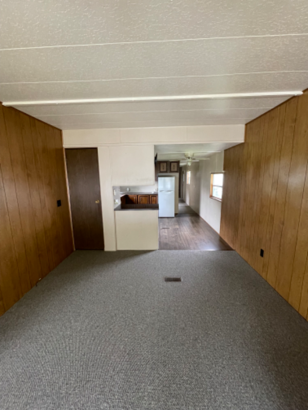 318 Pearl Ln - Photo 4 of 14