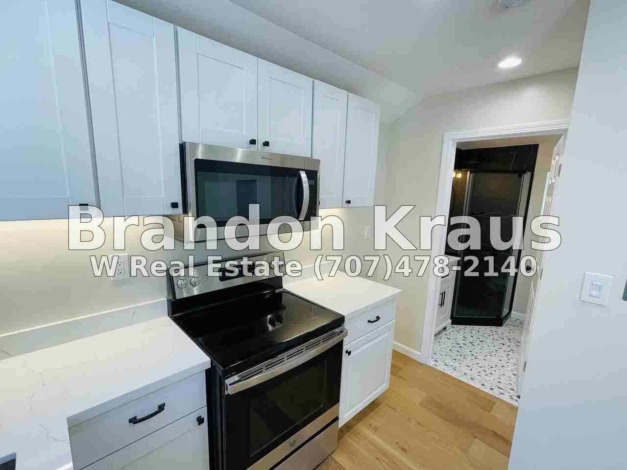 2427 Humboldt St - Photo 5 of 14
