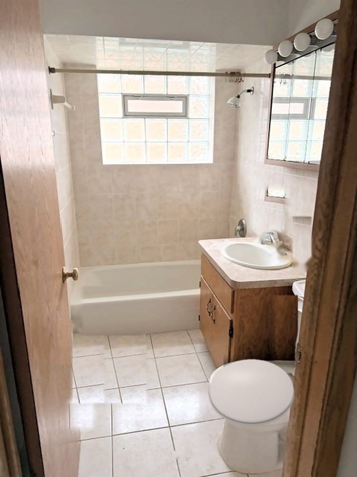 7900 Mcvicker Ave #1NORTH - Photo 6 of 6