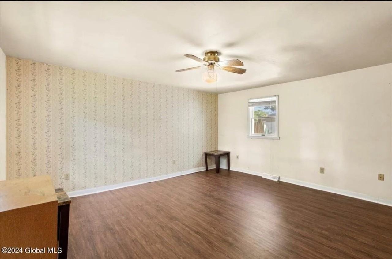 769 2nd Ave - Photo 7 of 14