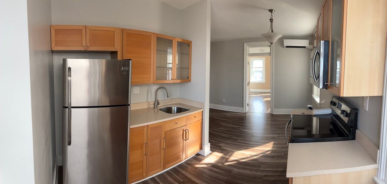 206 Carlisle St #4 - Photo 3 of 9