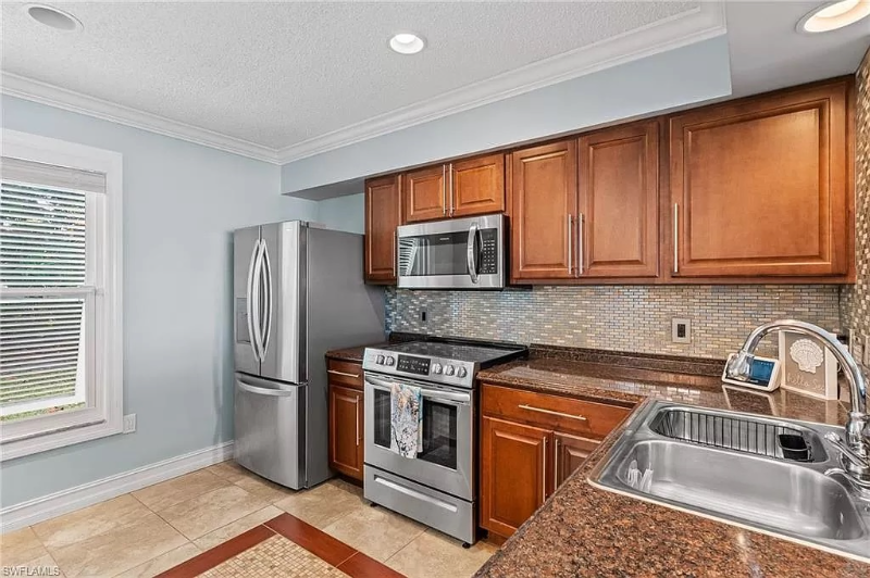 25486 Cockleshell Dr #806 - Photo 3 of 6