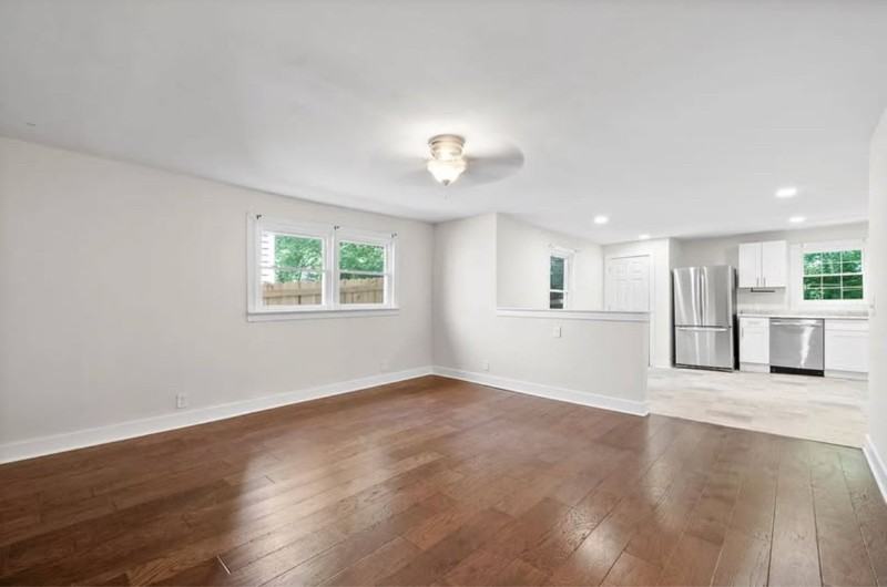 515 Poston St - Photo 2 of 19