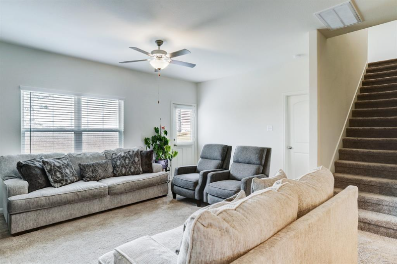 8018 Vacek Meadows Loop - Photo 4 of 12