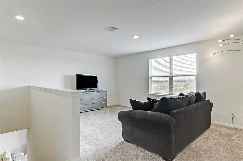 8018 Vacek Meadows Loop - Photo 6 of 12