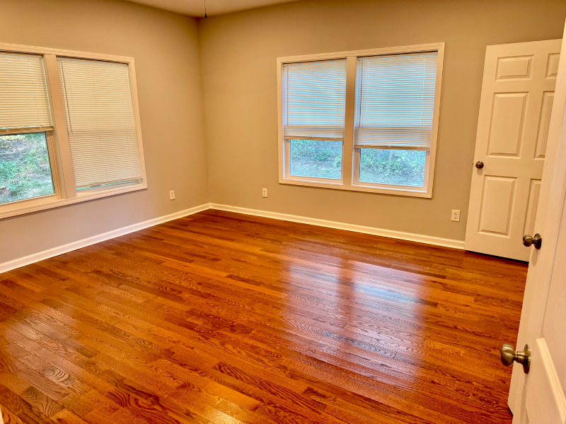 557 Handyman Ct - Photo 6 of 11