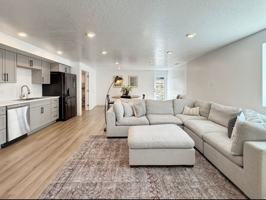 featured image of 739 W Powderwood Ln
