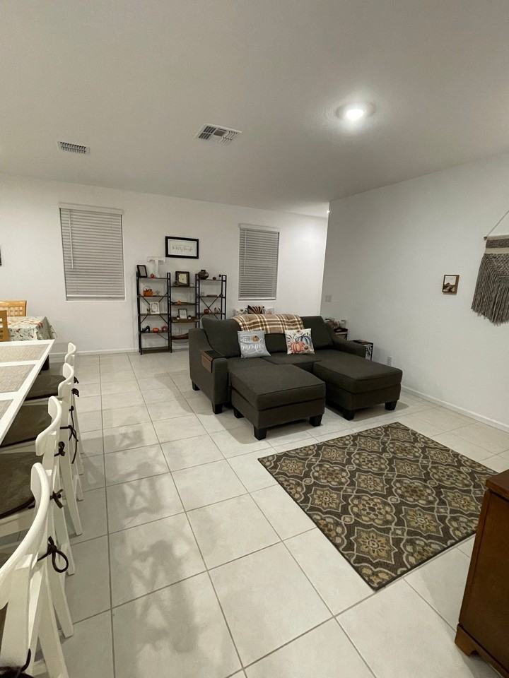 38024 N Longbow Way - Photo 5 of 22