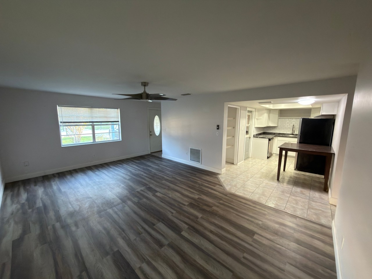 3010 Catherine Dr - Photo 5 of 13