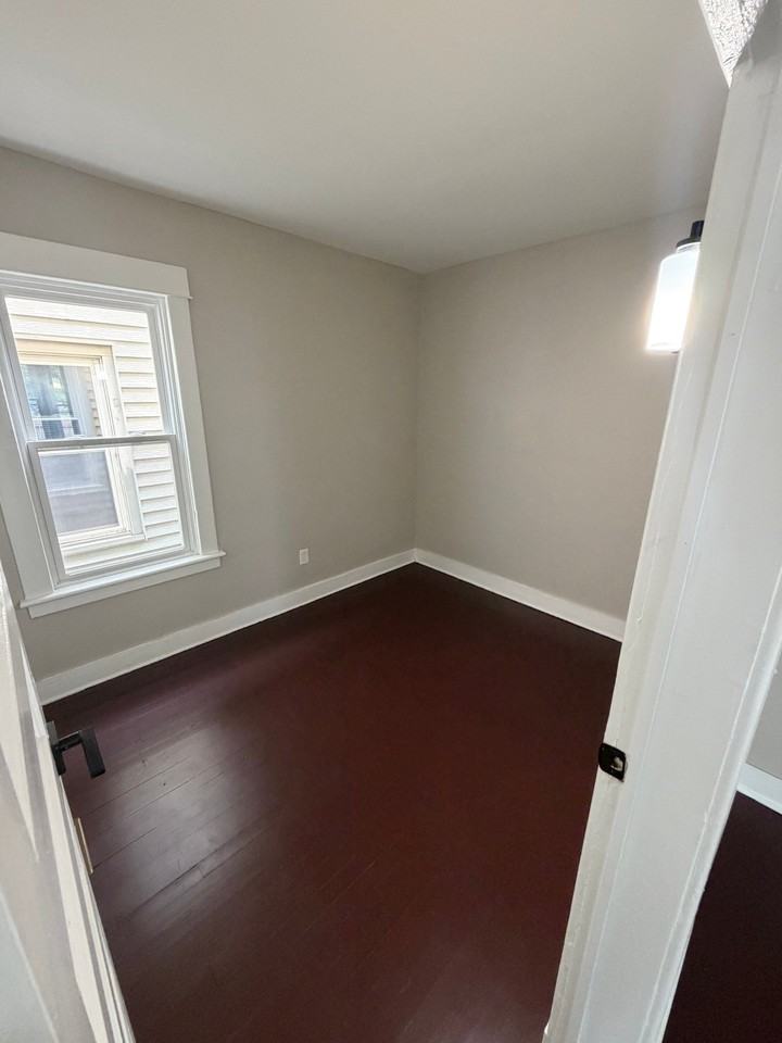 1328 9th Ave #1 - Photo 7 of 17