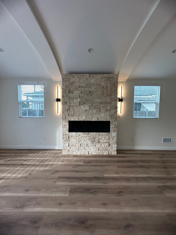 1148 S Rimpau Blvd - Photo 3 of 18