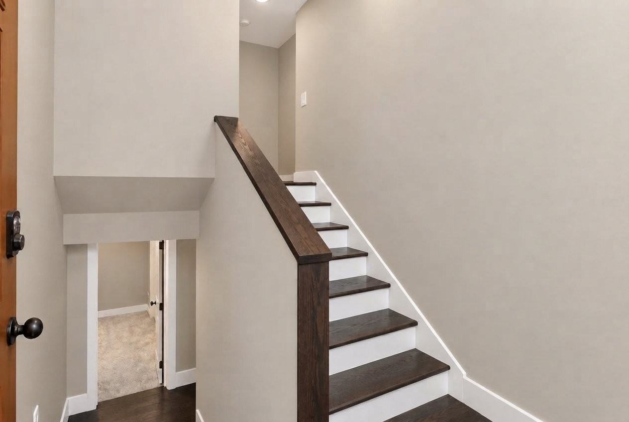 1210 Nw Riverview Ave - Photo 2 of 20
