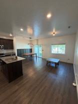 382 En #2 - Photo 1 of 1