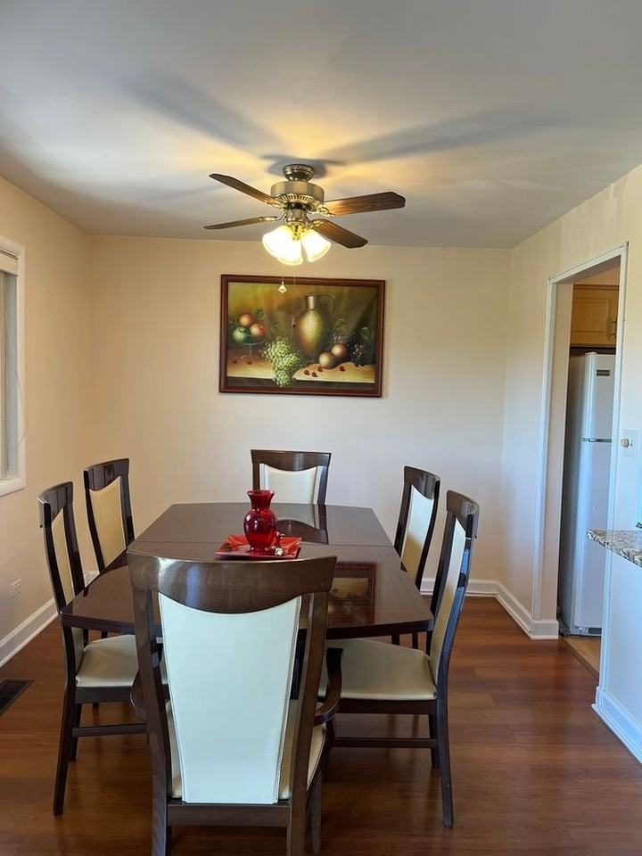 828 Oakton St #5E - Photo 4 of 15