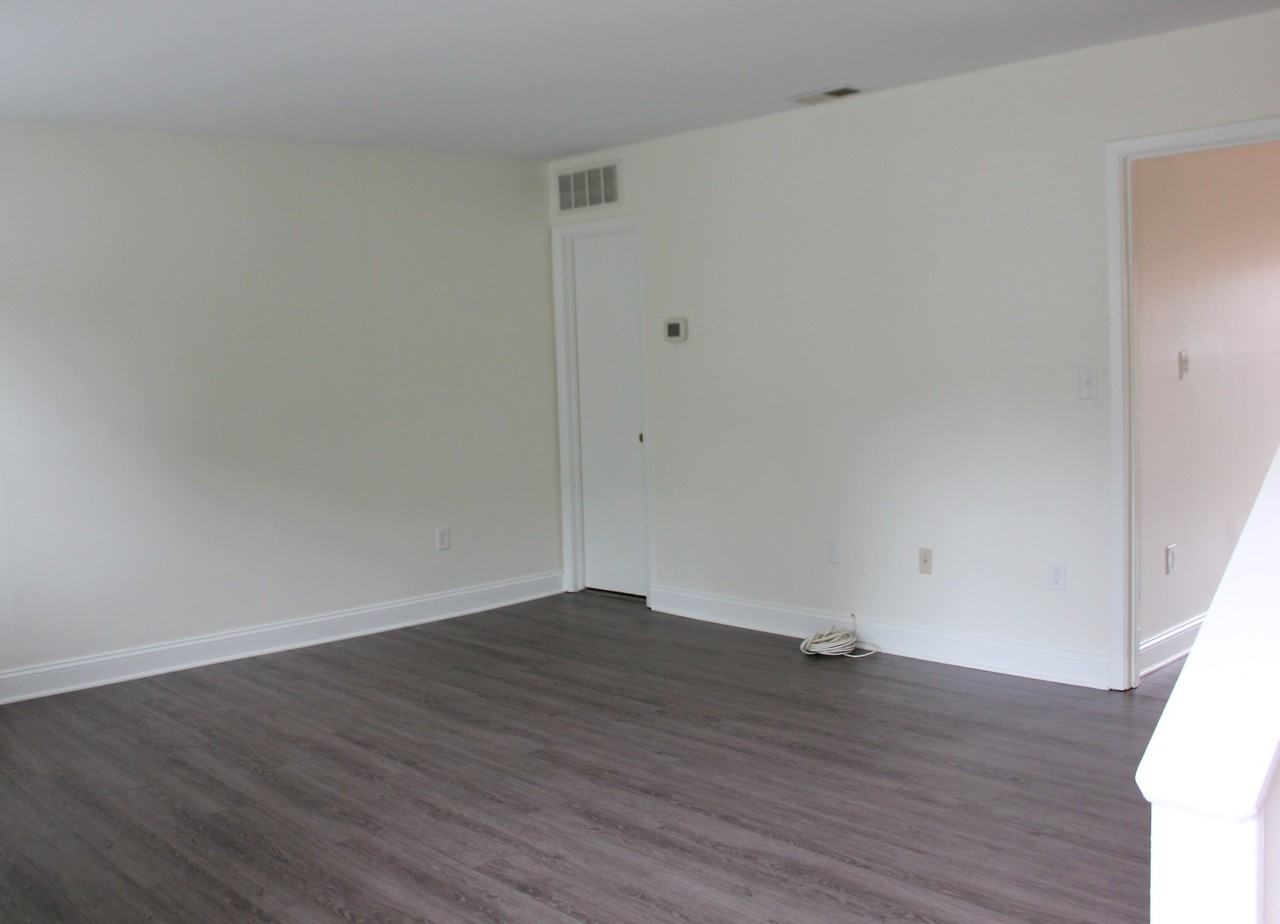904 Bethany Ct - Photo 3 of 18
