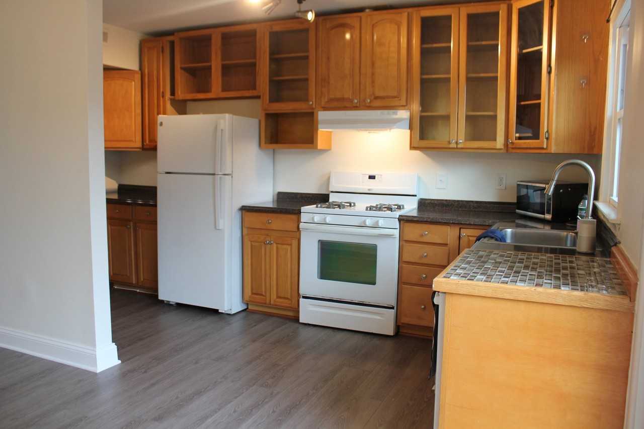 904 Bethany Ct - Photo 6 of 18